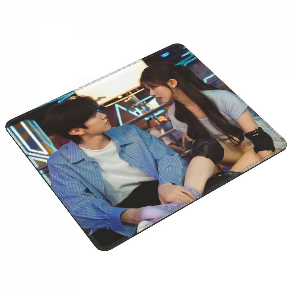 Zhao Lusi Chen Zheyuan HD Post - Rubber Mat Desk 리뷰 및 가격