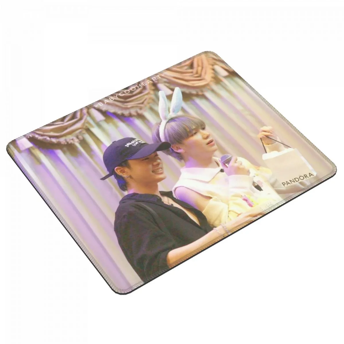 Santaearth Magazine Cover HD P - Rubber Mat Desk 리뷰 및 가격