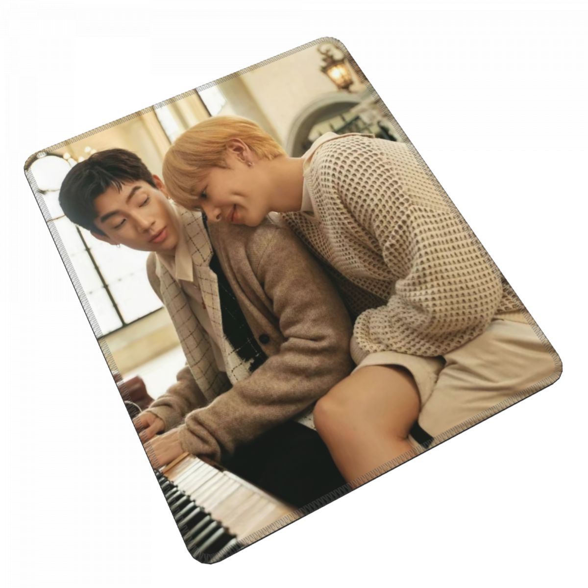 Offgun Magazine Cover Poster C - Rubber Mat Desk 리뷰 및 가격